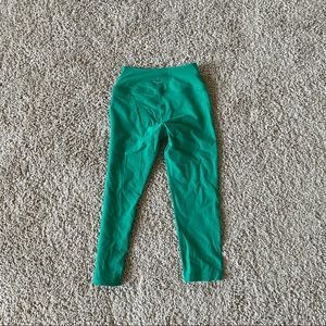 Beyond Yoga Green Capris